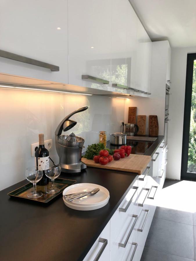 B&B Garden55 Mechelen Bagian luar foto